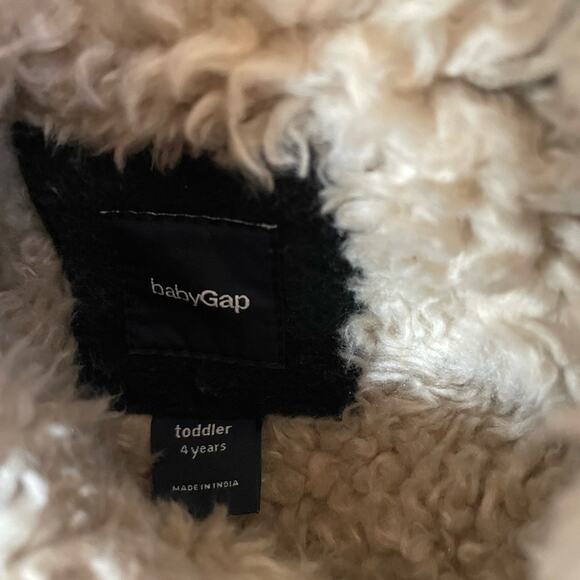 GAP Wool blend plaid coat with toggles, hood, pockets - Picture 2 of 3